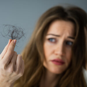 Traitement chute de cheveux Lille