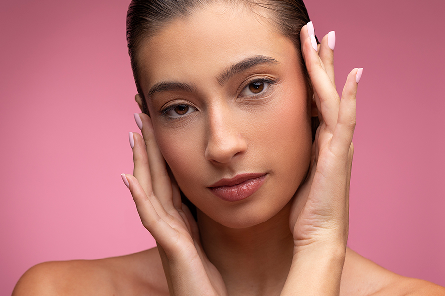 Epilation définitive sourcils Lille - Sourcils redessinés grâce à la thermolyse chez DermoKliniK à Hem