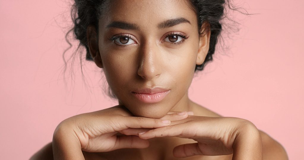 Epilation laser visage Lille – Sourcils, menton, moustache chez DermoKliniK à Hem
